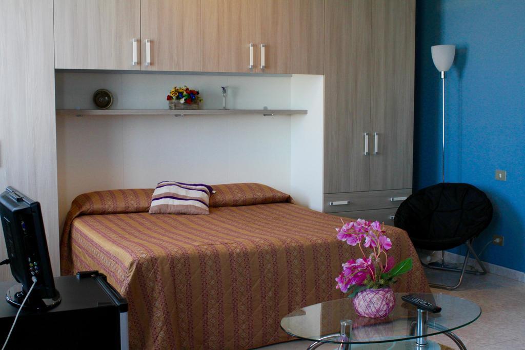 Hotel Monumento แชร์โตซา ดิ ปาเวีย ภายนอก รูปภาพ